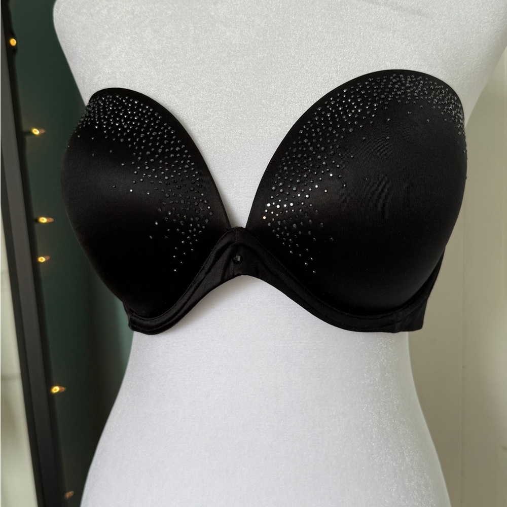 Victoria's Secret Black Strapless Bra with Rhinestone Accents - size 34DD